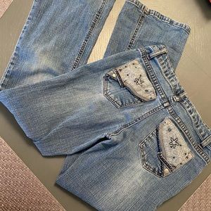 Squeeze jeans